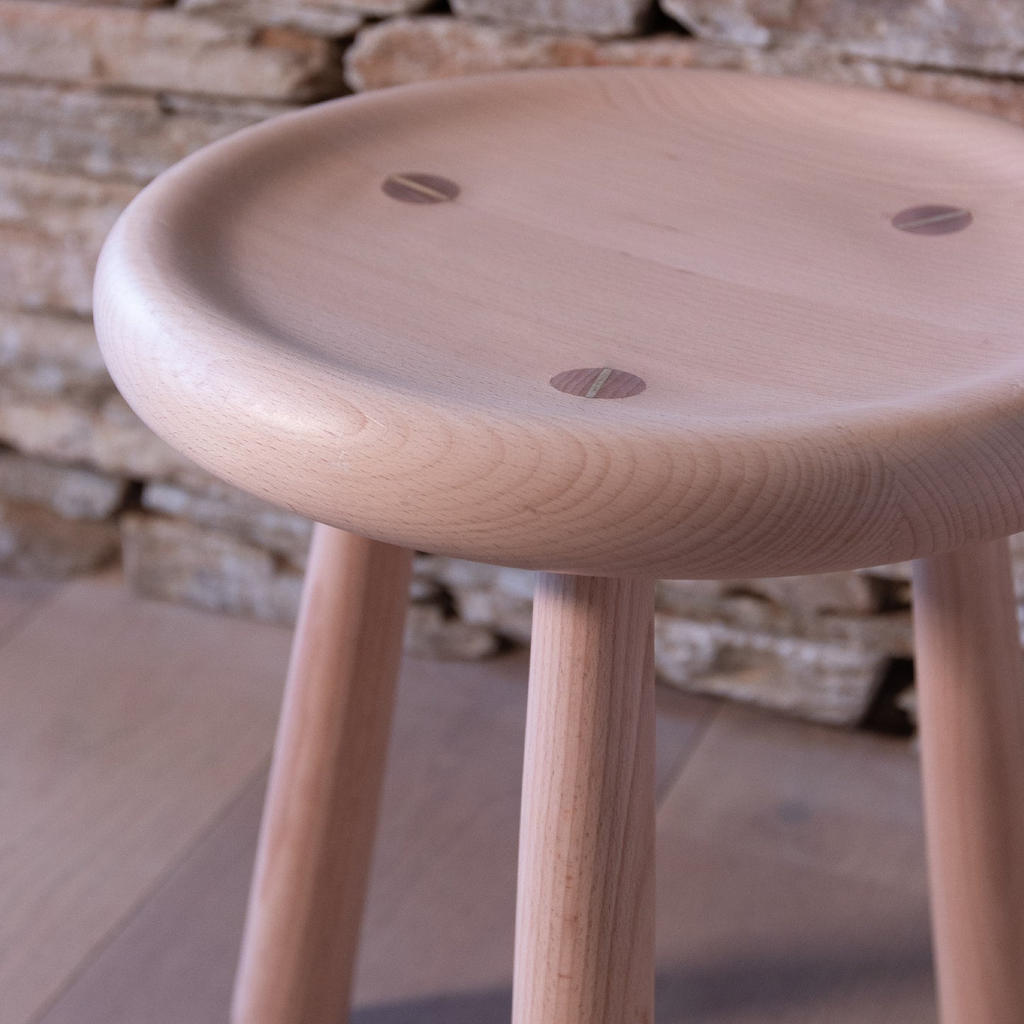 Meerkat Milk Stool