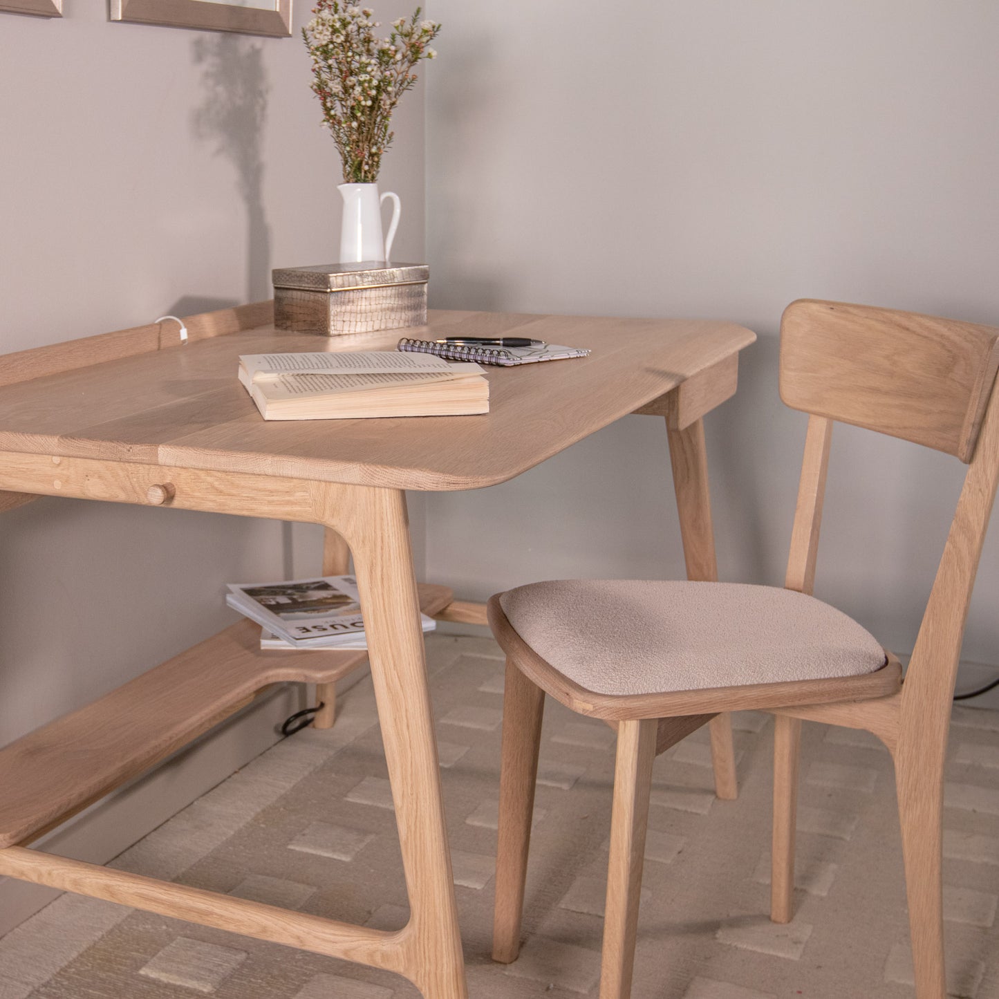 Marshal Desk